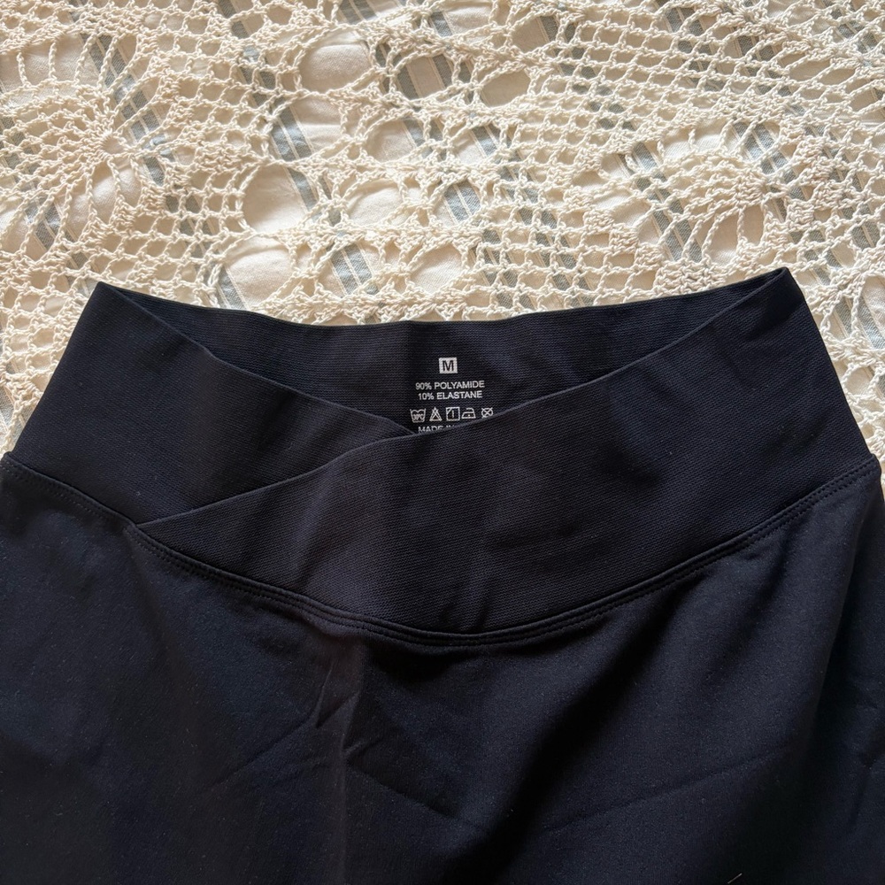 Black High-Waisted Leggings